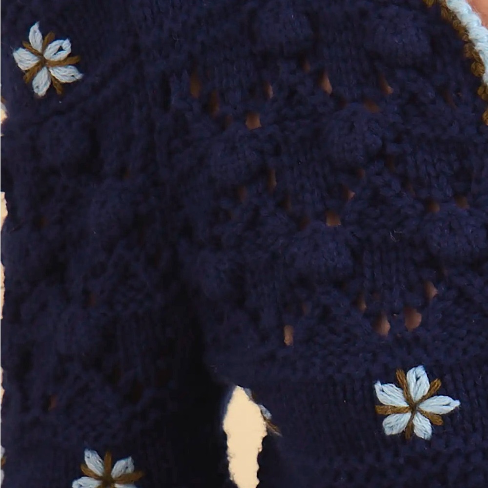 Willow Cardigan - Picture 2 of 5